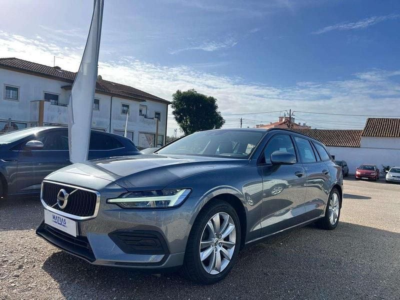 Usado Volvo V60 150 HP (110 kW) 2018 Cinzento Carrinha