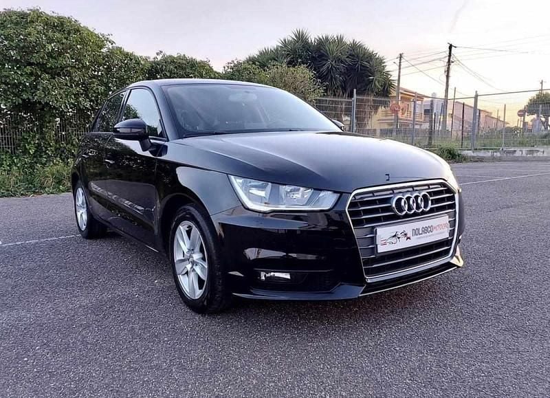 Usado Audi A1 Sportback 90 HP (66 kW) 2017 Preto Citadino
