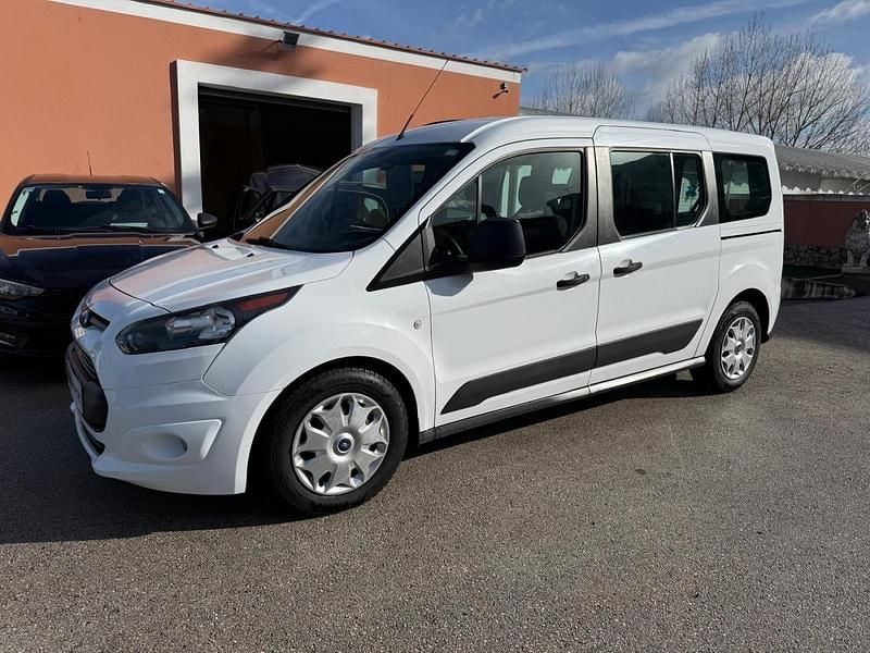 Branco Usado 2017 Ford Transit Trend Carrinha | € 10.990 (Preço justo) - Imagem 1/4