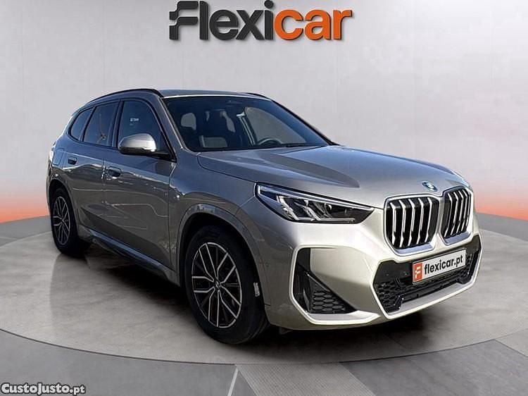 Usado BMW X1 245 HP (180 kW) 2025 Cinza SUV