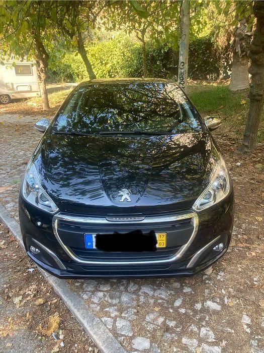 Usado 2017 Peugeot 208 Style Citadino | € 8.750 (Bom preço) - Imagem 1/4