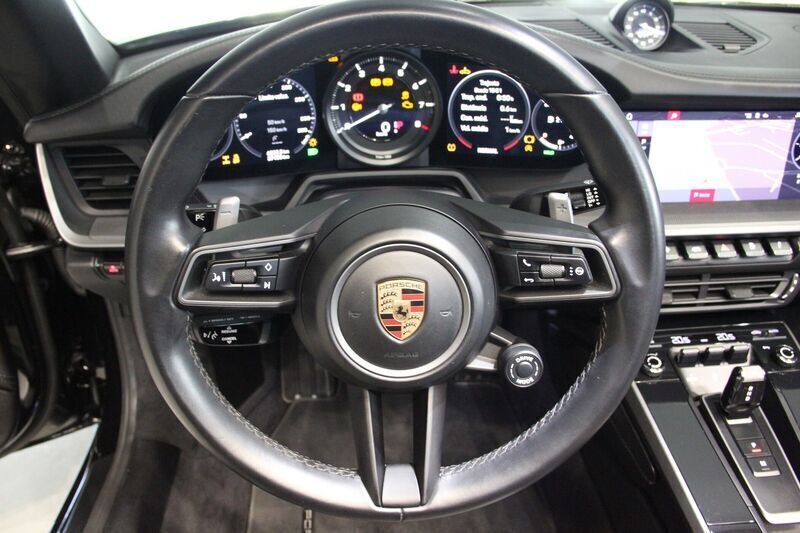 Usado Porsche 911 Carrera 4S Cabriolet 450 HP (330 kW) 2020 Preto Cabrios