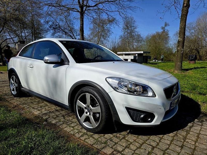 Usado Volvo C30 R-Design 115 HP (84 kW) 2011 Citadino