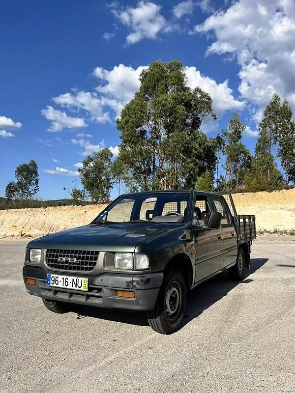 Outra Usado 1999 Opel Campo Pickup | € 11.000 - Imagem 1/4