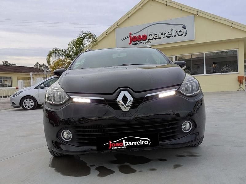 Usado Renault Clio IV 90 HP (66 kW) 2013 Preto Carrinha