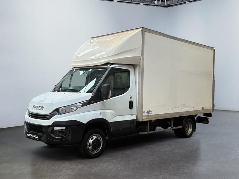 Branco Usado 2018 Iveco Daily | € 28.990 (Preço justo) - Imagem 1/4