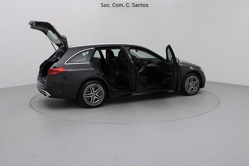Usado Mercedes C300 AMG 204 HP (150 kW) 2025 Cinza Carrinha