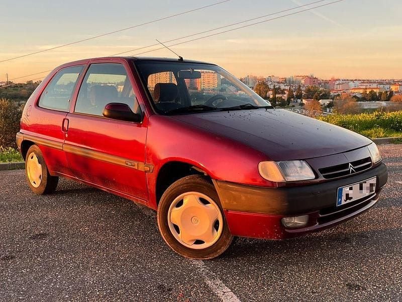 Usado Citroën Saxo Exclusive 60 HP (44 kW) 1997 Citadino