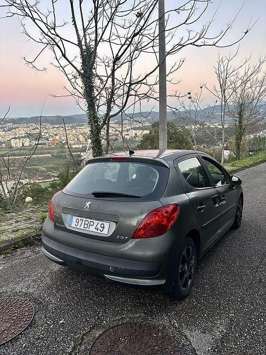Usado Peugeot 207 68 HP (50 kW) 2006 Sedan