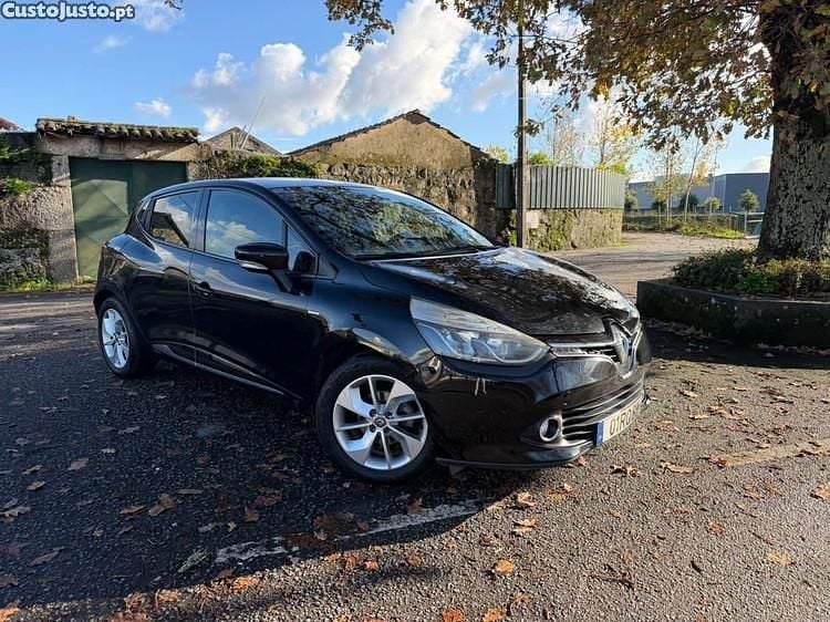 Preto Usado 2016 Renault Clio IV LIMITED | € 8.990 (Bom preço) - Imagem 1/1
