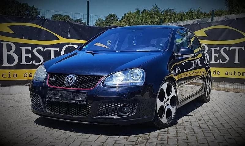 Preto Usado 2005 VW Golf IV GTI Citadino | € 10.900 - Imagem 1/4