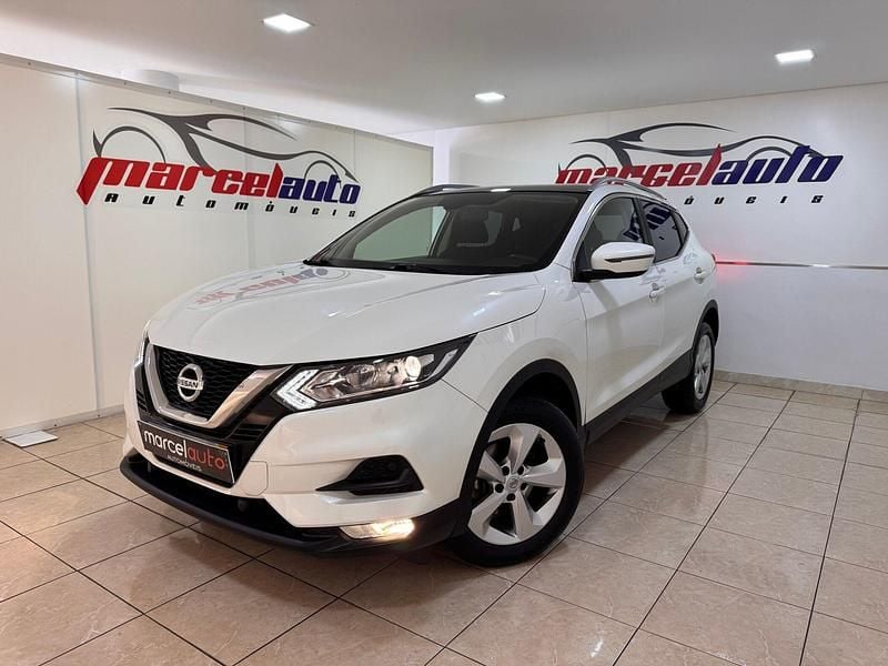 Branco Usado 2018 Nissan Qashqai N-Connecta SUV | € 19.900 (Preço justo) - Imagem 1/4