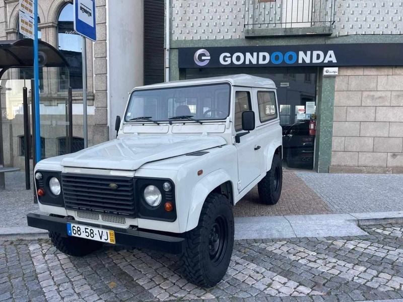 Branco Usado 2003 Land Rover Defender SUV | € 32.500 - Imagem 1/4