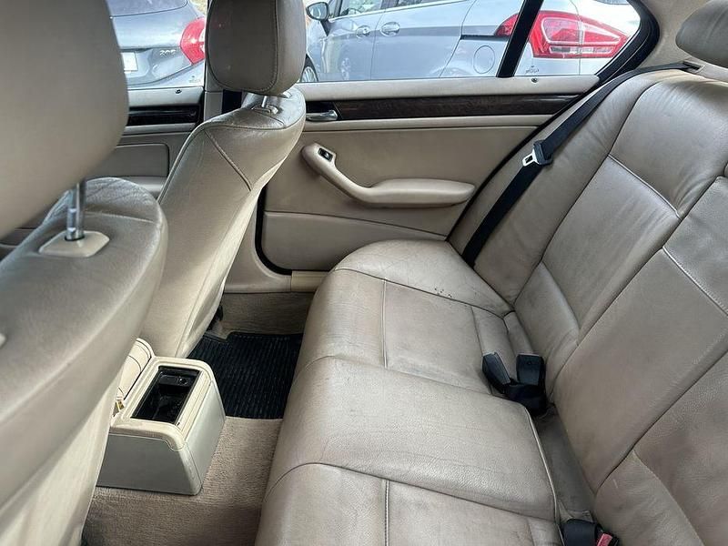 Usado BMW 320 Sport Line 150 HP (110 kW) 2002 Sedan