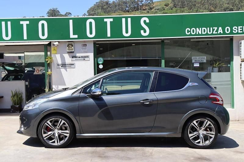 Usado Peugeot 208 GTi 200 HP (147 kW) 2013 Cinza Citadino