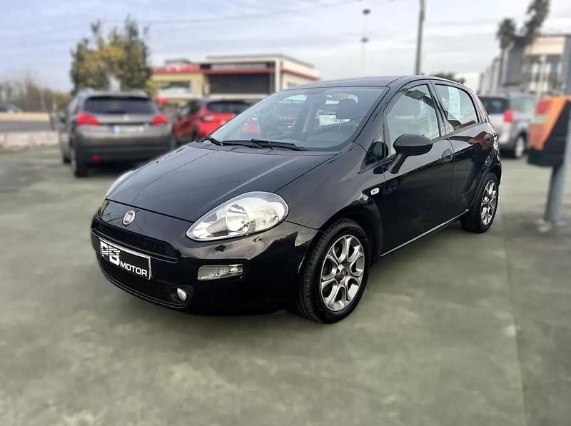 Preto Usado 2018 Fiat Punto Lounge | € 8.999 (Preço justo) - Imagem 1/4