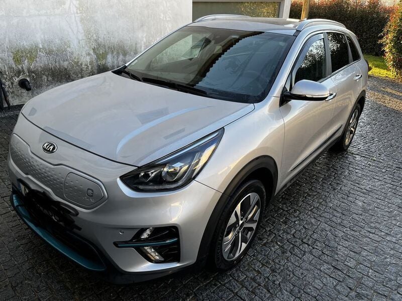 Usado 2021 Kia e-Niro SUV | € 20.900 (Super Preço) - Imagem 1/4