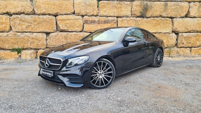 Preto Usado 2018 Mercedes E220 AMG line Coupé | € 42.500 (Preço justo) - Imagem 1/4