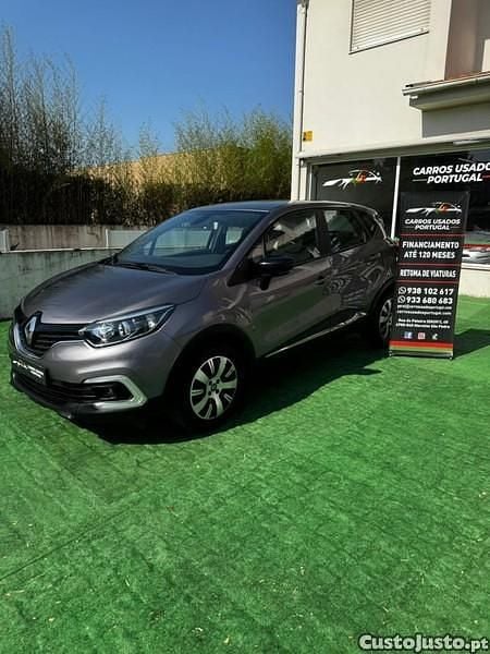 Cinza Usado 2019 Renault Captur Experience SUV | € 12.490 (Bom preço) - Imagem 1/1