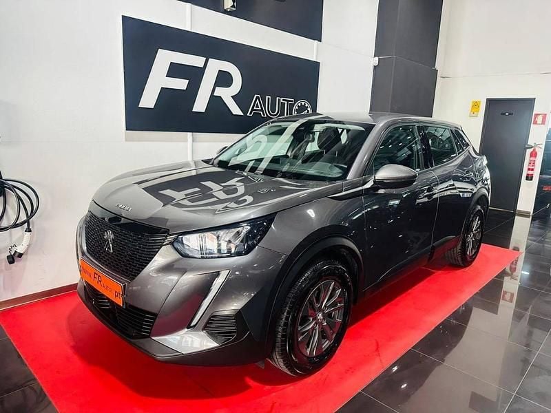 Cinza Usado 2021 Peugeot 2008 Active SUV | € 17.999 (Preço justo) - Imagem 1/4