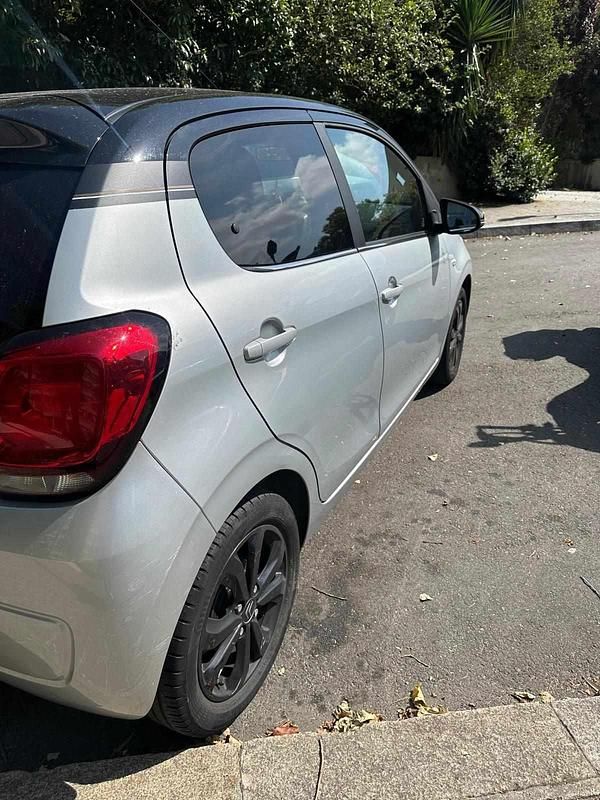 Usado Citroën C1 72 HP (52 kW) 2020 Cinzento Citadino