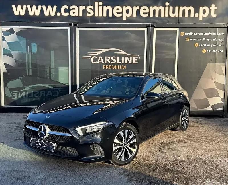 Preto Usado 2021 Mercedes A250 Style Citadino | € 24.400 (Preço justo) - Imagem 1/4