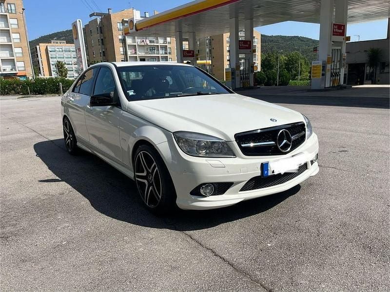 Usado 2009 Mercedes C220 AMG Sedan | € 11.990 (Preço justo) - Imagem 1/4