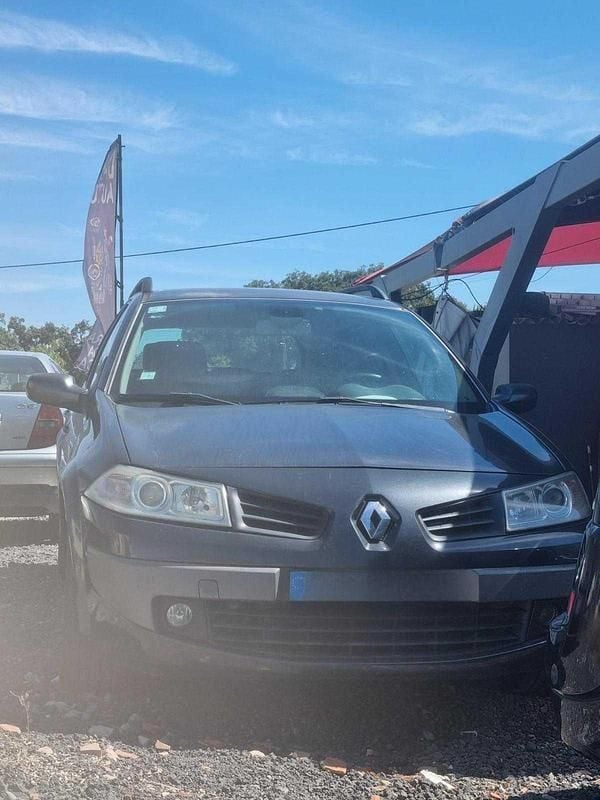 Preto Usado 2010 Renault Mégane III | € 5.900 (Bom preço) - Imagem 1/4