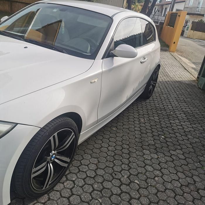 Usado 2007 BMW 118 Citadino | € 7.250 (Preço justo) - Imagem 1/4