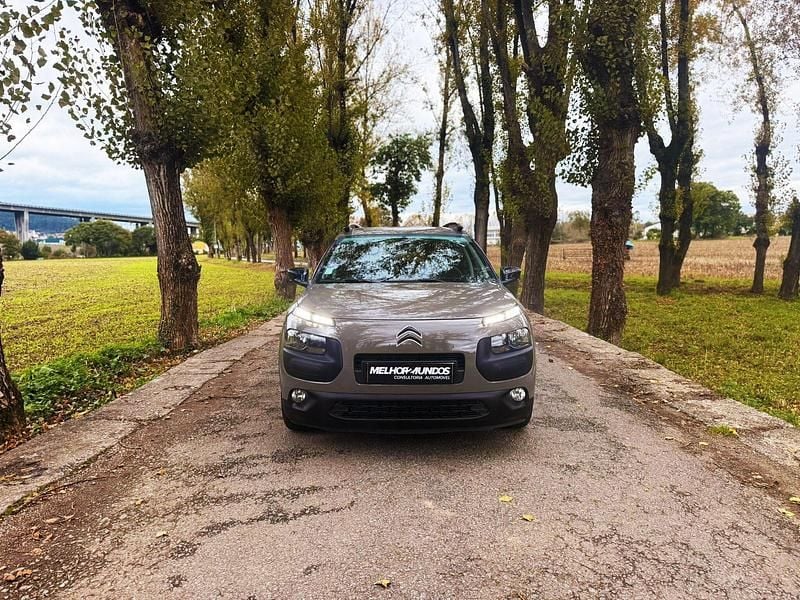 Usado Citroën C4 PureTech 82 HP (60 kW) 2016 Verde