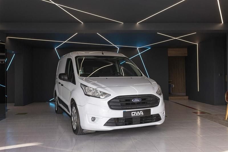 Usado Ford Transit Connect 101 HP (74 kW) 2019 Branco Monovolume