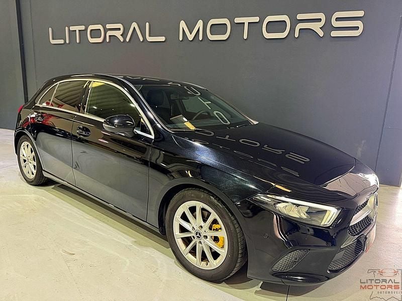 Preto Usado 2018 Mercedes A180 Style Sedan | € 23.900 (Preço justo) - Imagem 1/3