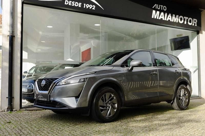 Usado Nissan Qashqai 140 HP (102 kW) 2022 Cinza SUV