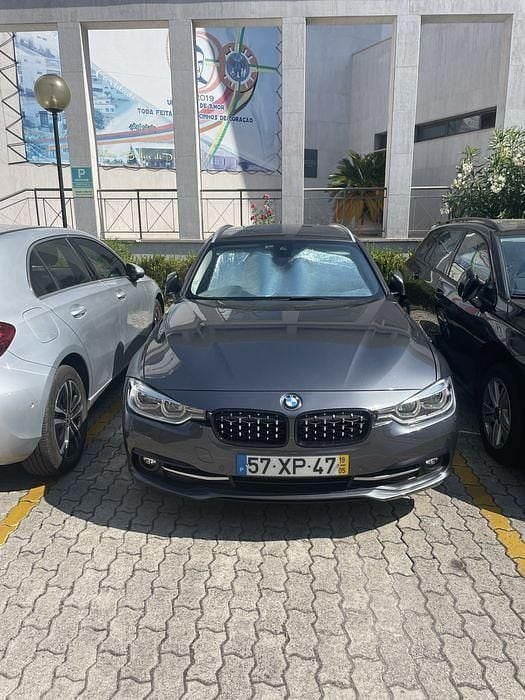 Usado 2019 BMW 318 Sport Line Carrinha | € 22.000 (Super Preço) - Imagem 1/4
