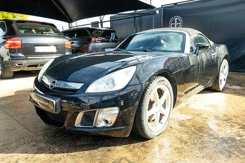 Usado Opel GT 264 HP (194 kW) 2007 Preto Coupé