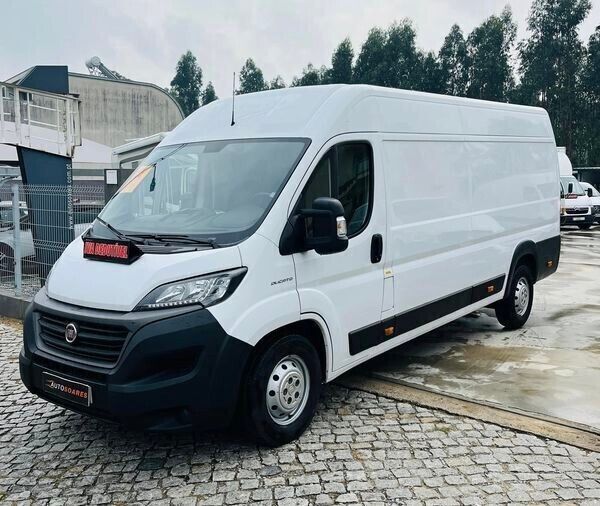 Branco Usado 2020 Fiat Ducato Van | € 24.850 (Super Preço) - Imagem 1/4