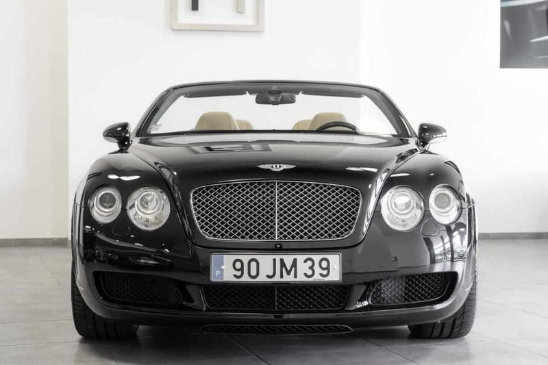 Usado Bentley Continental 560 HP (411 kW) 2007 Preto Sedan