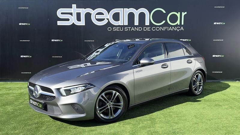 Usado Mercedes A180 Progressive 116 HP (85 kW) 2019 Cinza