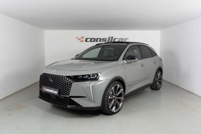 Usado DS Automobiles DS7 Crossback 360 HP (264 kW) 2023 Cinza SUV