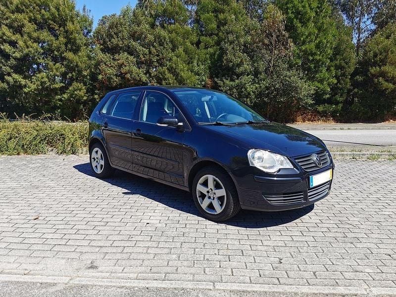Usado 2009 VW Polo Sedan | € 5.000 (Preço justo) - Imagem 1/4
