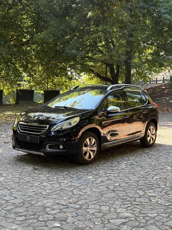 Preto Usado 2014 Peugeot 2008 SUV | € 8.499 (Bom preço) - Imagem 1/4