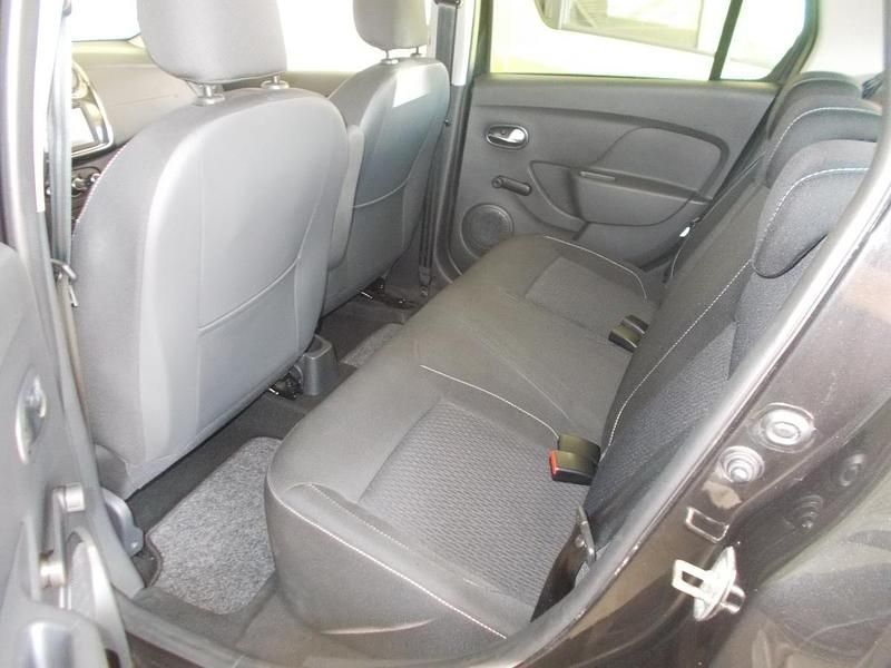 Usado Dacia Logan MCV 90 HP (66 kW) 2017 Preto