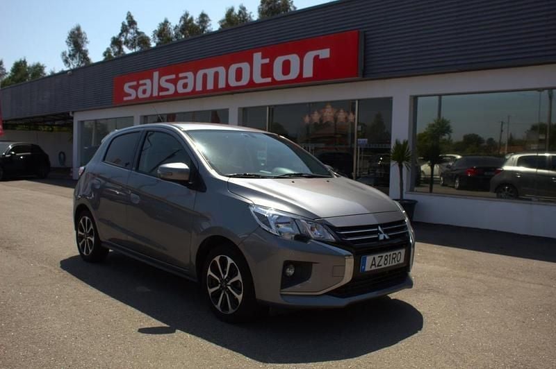 Cinzento Usado 2023 Mitsubishi Space Star | € 15.500 (Preço justo) - Imagem 1/4