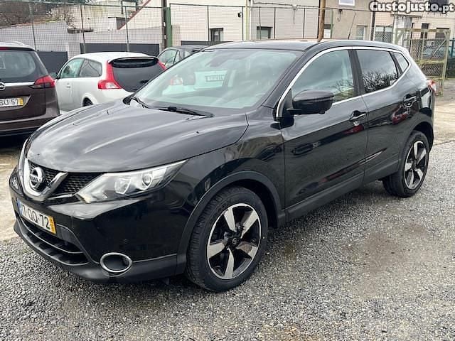 Preto Usado 2015 Nissan Qashqai SUV | € 7.450 (Super Preço) - Imagem 1/1