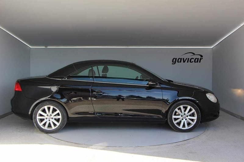Usado VW Eos 140 HP (102 kW) 2010 Preto Cabrios