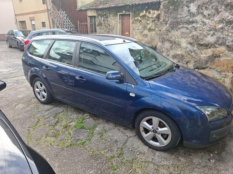 Usado Ford Focus 59 HP (43 kW) 2007 Sedan