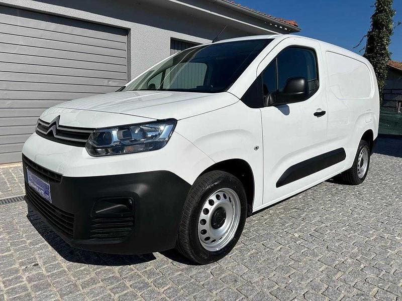 Branco Usado 2021 Citroën Berlingo Monovolume | € 13.950 (Preço justo) - Imagem 1/4