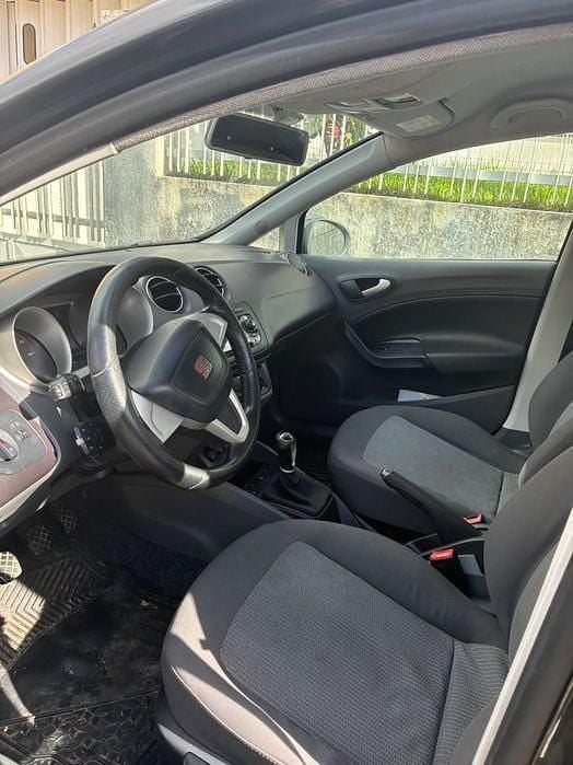 Usado Seat Ibiza 2010 Sedan