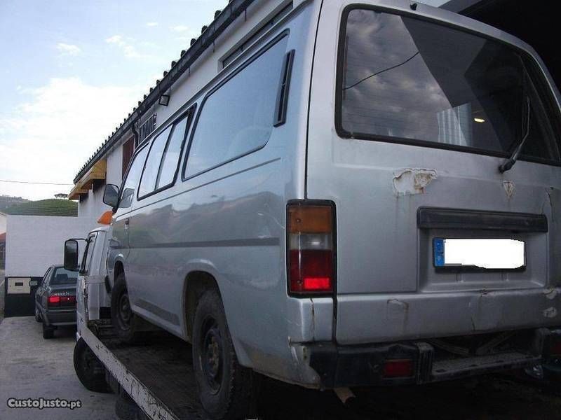 Nissan urvan e24
