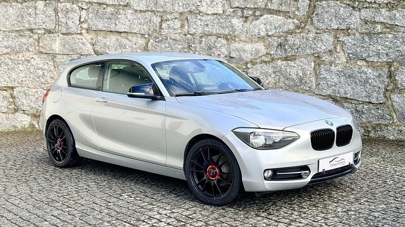 Usado BMW 116 Sport Line 116 HP (85 kW) 2012 Cinza Citadino